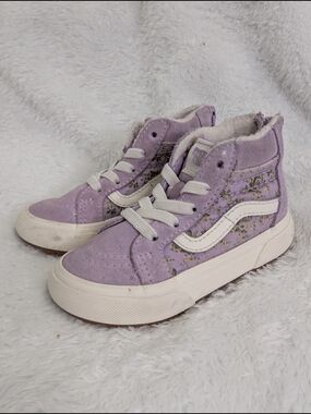 Vans Kids High-Top Sneakers in Lavender with White Stripe